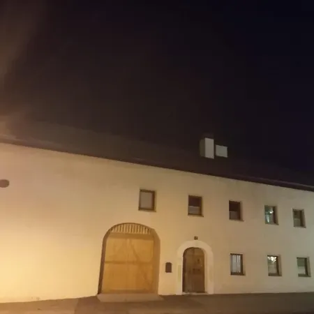 Haus Alpina Apartamento *